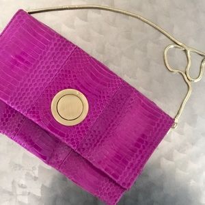 DVF pink clutch